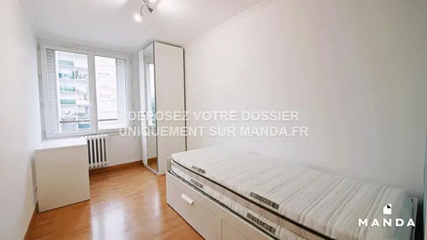 Chambre dans 5 pièces meublé 41 Rue Camille Blanc, Vitry-sur-Seine - 3e étage - 9m²