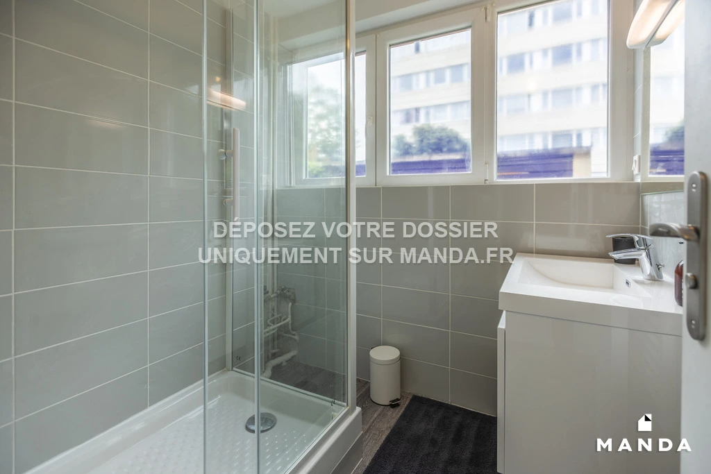 Salle de bain - rez de chaussée