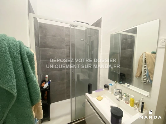 Salle de bains 1