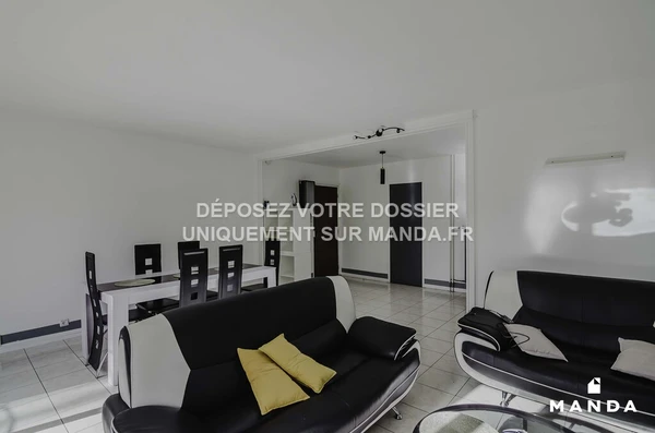 4 pièces meublé 11 Avenue Du Martelet, Cergy - RDC - 82m²