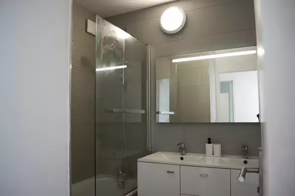 Salle de bains 2