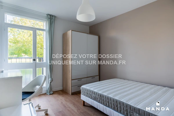 Chambre dans 4 pièces meublé 4 Rue César Franck, Créteil - 1e étage - 12m²