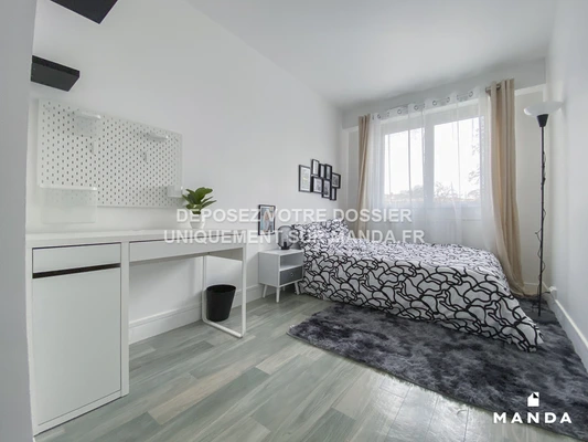 5 pièces meublé 2 Place Du Rouillon, Évry - 1e étage - 88m²