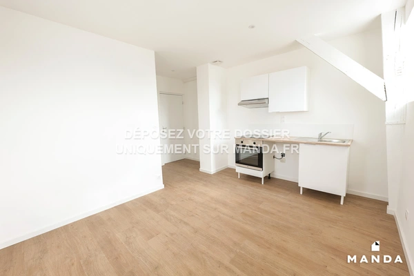 Studio non meublé 210 - 65 Rue De L'ouest, Roubaix - 2e étage - 15m²