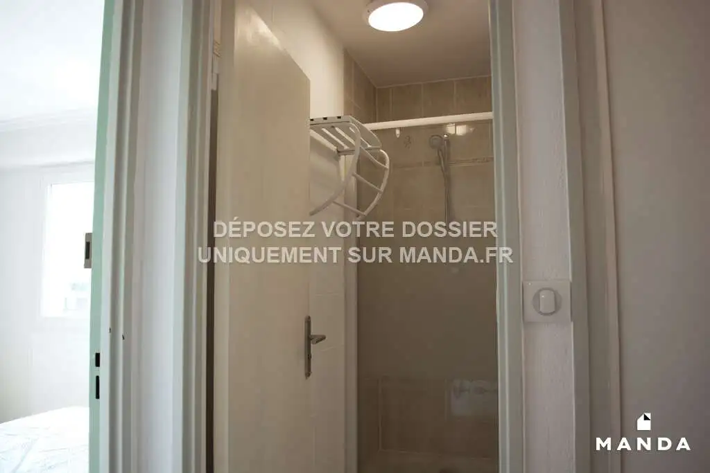 Salle de bains 1