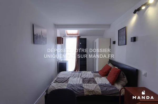 Chambre dans 4 pièces meublé 2 Rue Du Ponceau, Cergy - 3e étage - 11m²