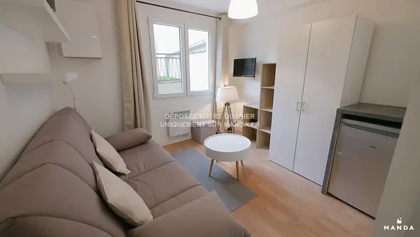 Studio meublé 14 Rue Séverine, Villejuif - RDC - 13m²