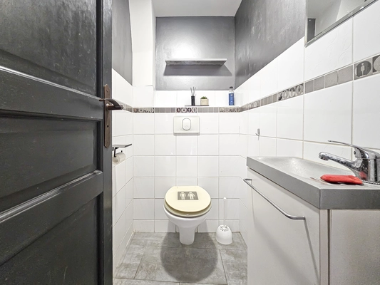 WC