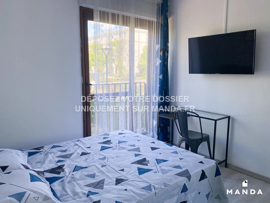 Chambre dans 5 pièces meublé 10 Rue De Wassy, Nantes - RDC - 12m²