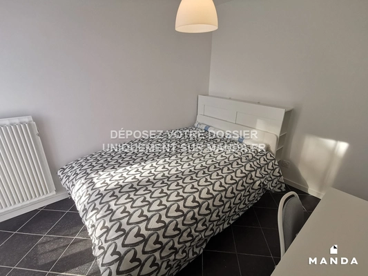 Chambre dans 4 pièces meublé 37 Avenue Washington, Grenoble - 2e étage - 10m²