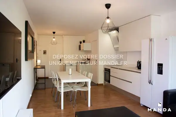 6 pièces meublé 1 Rue Guillaume Apollinaire, Nantes - 1e étage - 100m²