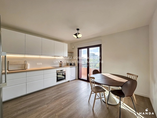 5 pièces meublé 33 Rue Volta, Saint-Denis - 2e étage - 87m²