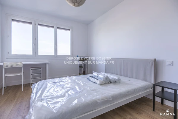 Chambre dans 4 pièces meublé 12 Avenue De Verdun, Châtillon - 4e étage - 13m²