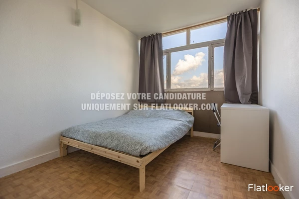 Chambre dans 5 pièces meublé 11 Résidence du Parc de Petit Bourg, Évry - 10e étage - 9m²
