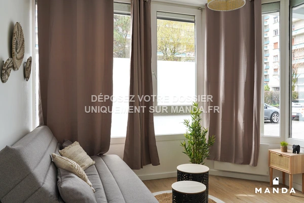 Studio meublé 8 Rue Henri Barbusse, Fontaine - RDC - 29m² - Lot n°54