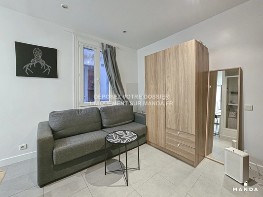 Studio meublé 6 Rue Doudeauville, Paris - 1e étage - 17m²