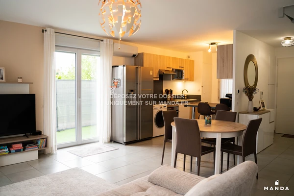 4 pièces non meublé 83 Avenue De La République, Villenave-d'Ornon - RDC - 86m²