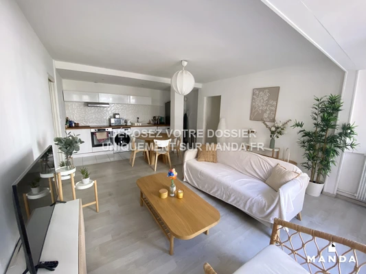 5 pièces meublé 17 Rue Emile Duclaux, Marseille - 1e étage - 84m²