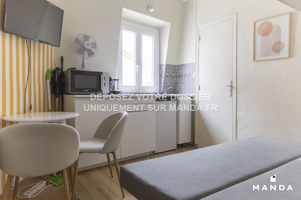 Studio meublé 26 Avenue Chevreul, Asnières-sur-Seine - 5e étage - 10m²