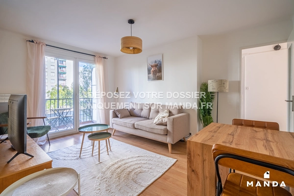 Chambre dans 4 pièces meublé 391 Boulevard Romain Rolland, Marseille - 1e étage - 63m²
