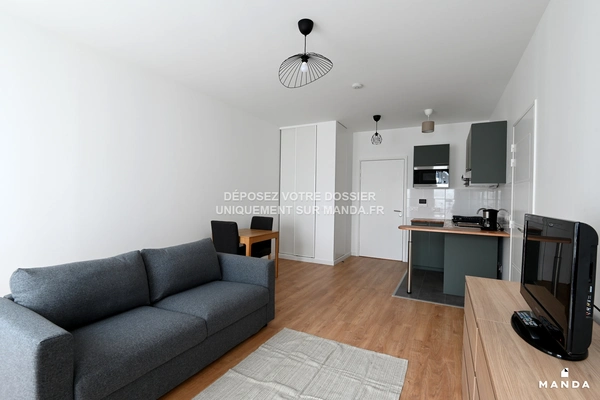 Studio meublé 23 Rue de Clichy, Saint-Ouen - 3e étage - 30m² - Lot n°232