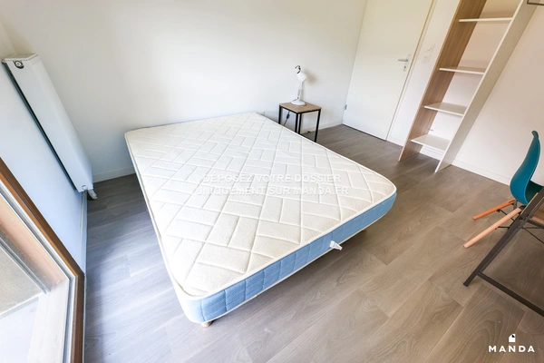 Chambre dans 5 pièces meublé 218 Rue de Marquillies, Lille - RDC - 11m²