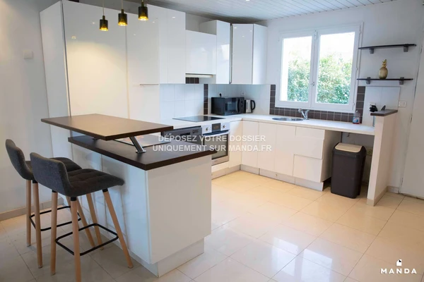 6 pièces meublé 4 Rue du Pont Levis, Évry - RDC - 150m²