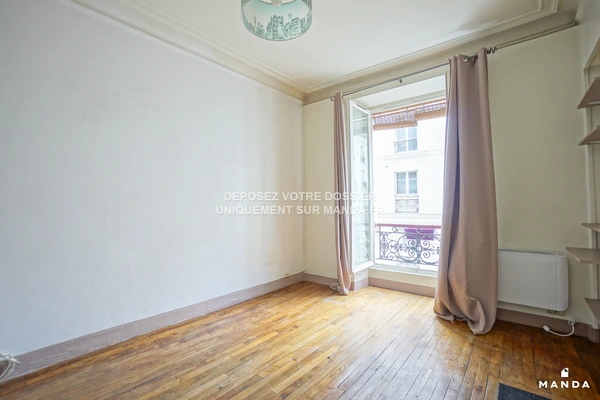 Studio non meublé 11 Rue Dalou, Paris - 2e étage - 15m²