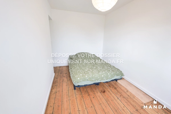 Chambre dans 5 pièces meublé 55 Rue Des Écoles, Lille - 1e étage - 10m²