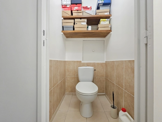 WC