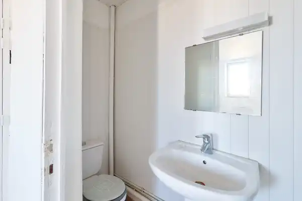 WC