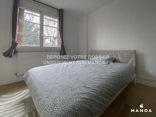 Chambre dans 4 pièces meublé 38 Rue Léo Lagrange, Le Kremlin-Bicêtre - 1e étage - 11m²