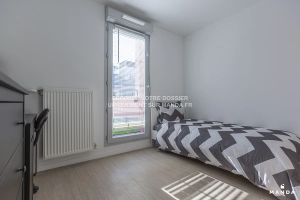 Chambre dans 5 pièces meublé 7 Rue Jean Macé, Trappes - 5e étage - 9m²