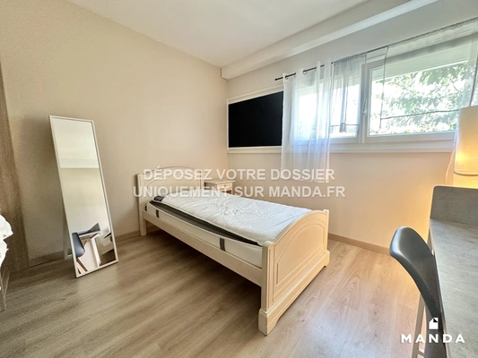 Chambre dans 4 pièces meublé 18 Allée Du Morvan, Savigny-le-Temple - 1e étage - 9m²