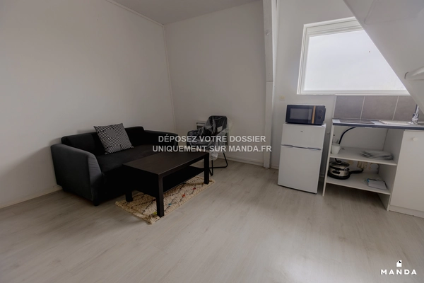 Studio meublé 138 Rue Du Collège, Roubaix - 3e étage - 18m² - Lot n°7