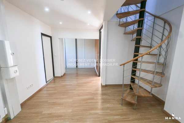 3 pièces non meublé 21 Rue Richard Lenoir, Roubaix - 2e étage - 66m²