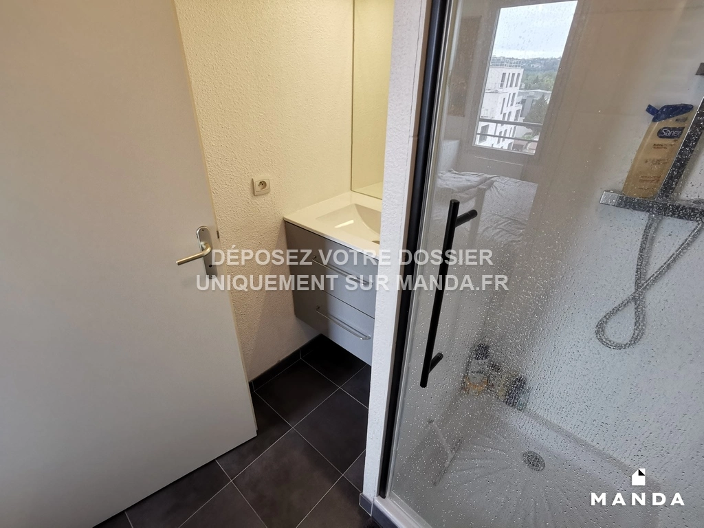 Salle de bains Chambre 1