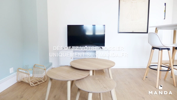 4 pièces meublé 100 Rue Roger Salengro, Lille - 2e étage - 70m²