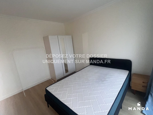 Chambre dans 4 pièces meublé 2 Allée Marcel Cerdan, Massy - 2e étage - 9m²