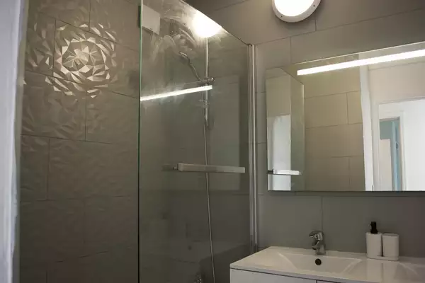 Salle de bains 2