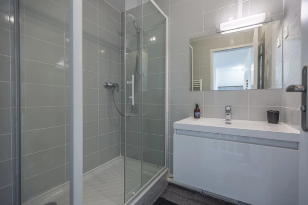 Salle de bains - 1er étage