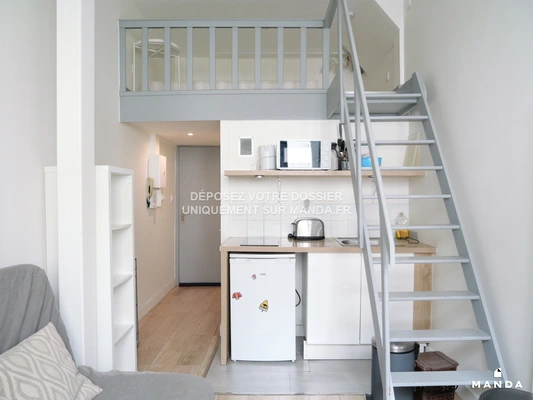 Studio meublé 25 Rue Charles de Muyssart, Lille - 1e étage - 13m²