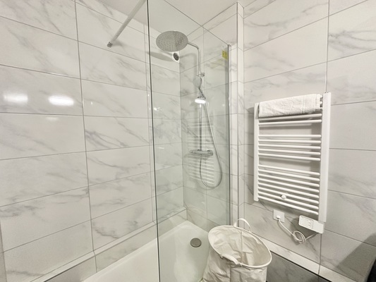 Salle de bains 1