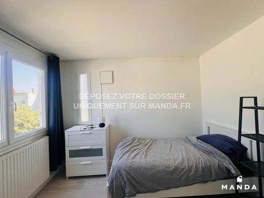 Chambre dans 5 pièces meublé 17 Rue Haute du Montoir, Cergy - 2e étage - 9m²