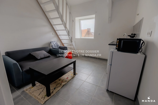 Studio meublé 138 Rue Du Collège, Roubaix - 3e étage - 12m² - Lot n°8