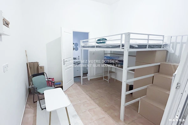 Studio meublé 31 Rue Longue des Capucins, Marseille - 2e étage - 15m²