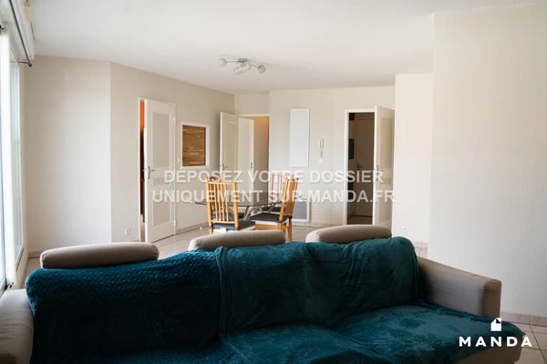 4 pièces meublé 4 Rue De Schwandorf, Libourne - 3e étage - 91m² - Lot n°240