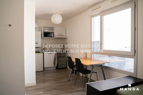 Studio meublé 15 Rue Rémi Belleau, Talence - 4e étage - 21m²