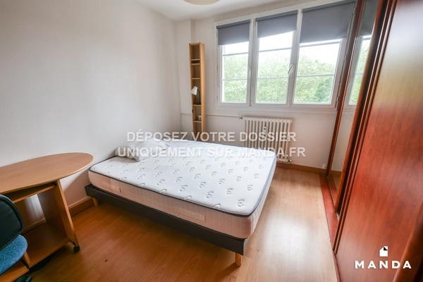 Chambre dans 5 pièces meublé 22 Avenue Du Président Hoover, Lille - 5e étage - 13m²