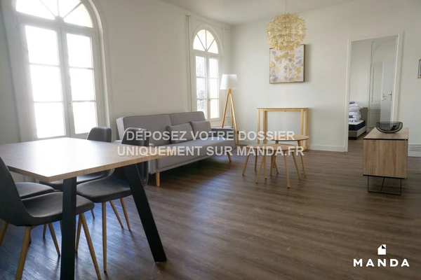 2 pièces meublé 30 Place des Carmes, Rouen - 1e étage - 51m² - Lot n°5
